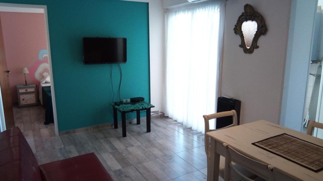 Apartamento La Loca Del Pincel Apartment Buenos Aires Bagian luar foto